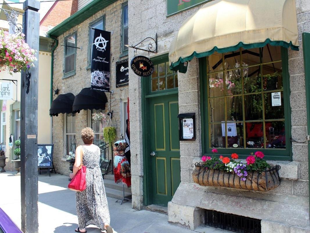 美瑞克维尔套房旅馆 Merrickville 外观 照片